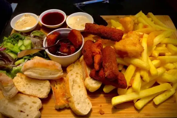 Caroline’s Boatshed Bar  