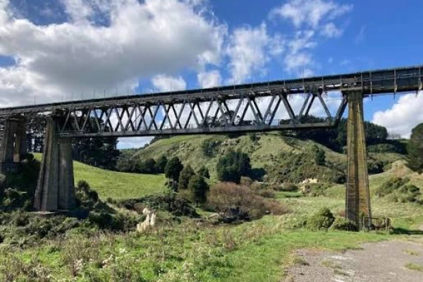 Manawapou Viaduct Walkway 
